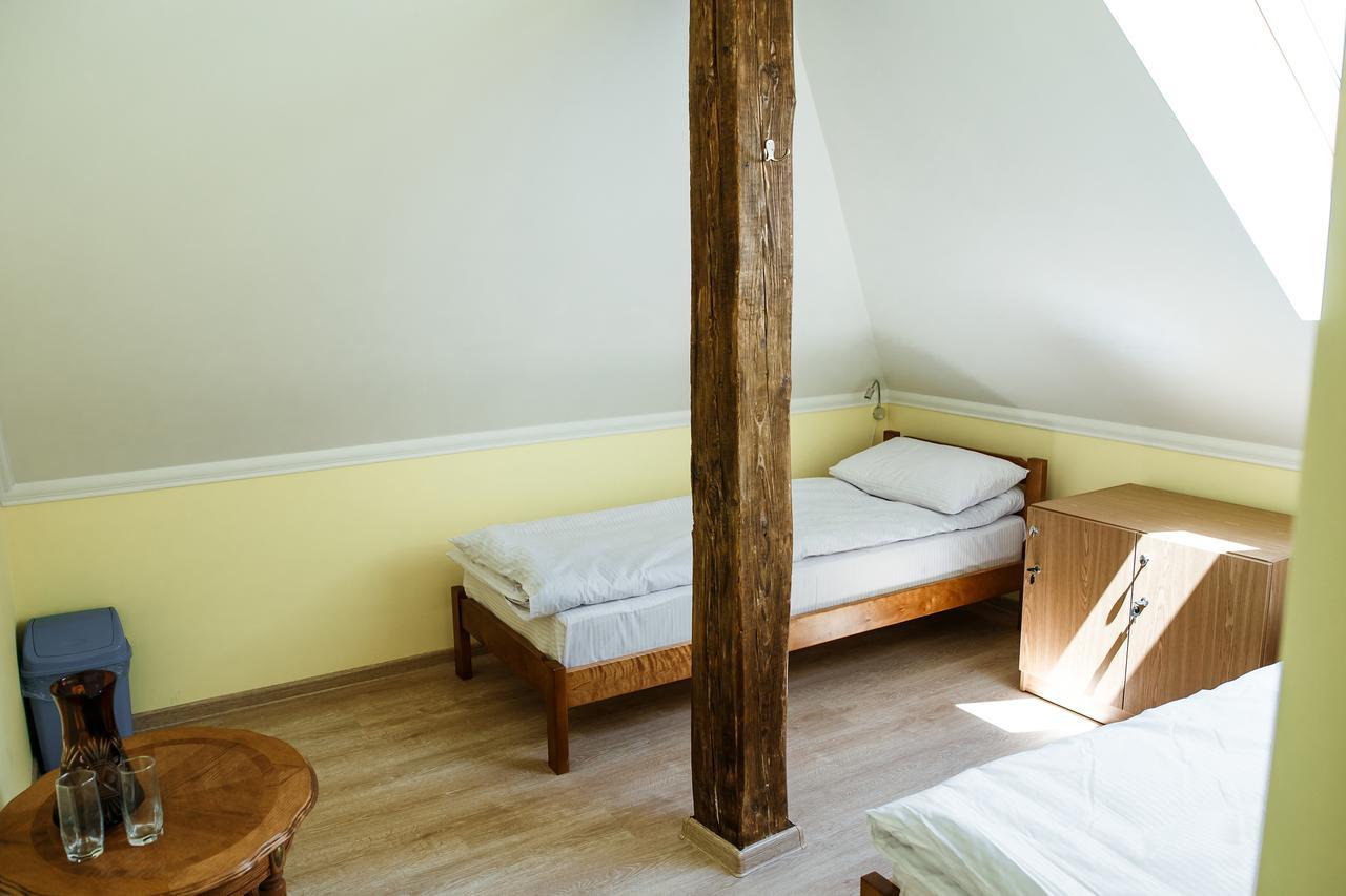 Sweet Home Hostel / Guest House Chernivtsi Exterior photo